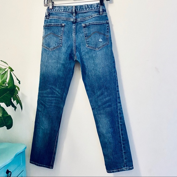 Armani Exchange Boyfriend Jeans size 24